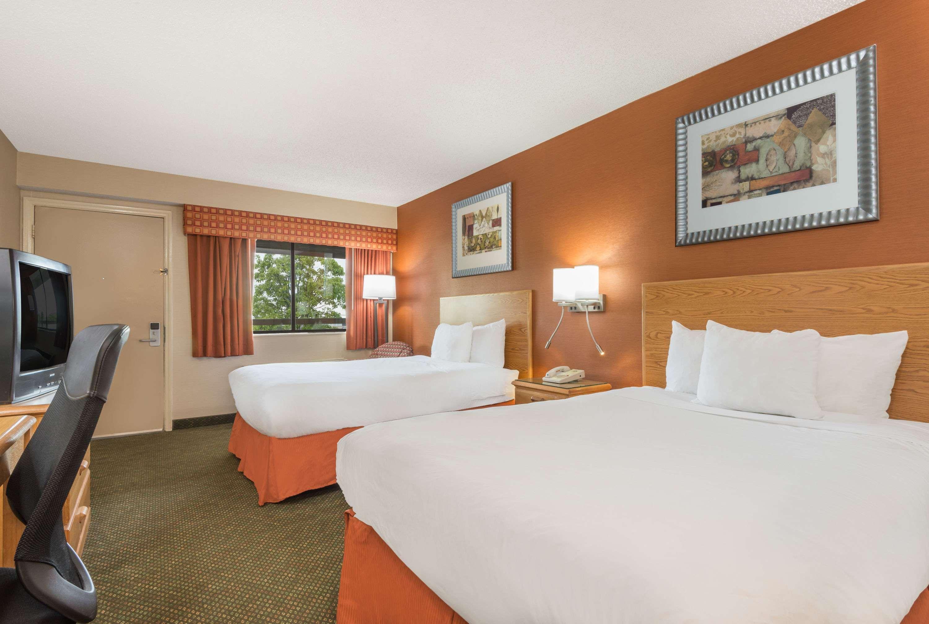 Days Inn By Wyndham Columbus Fairgrounds מראה חיצוני תמונה