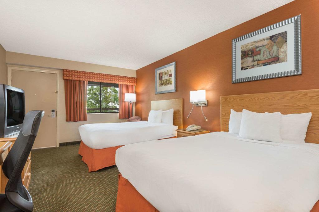 Days Inn By Wyndham Columbus Fairgrounds מראה חיצוני תמונה